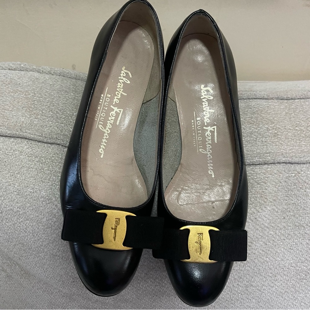 Salvatore Ferragamo size 5